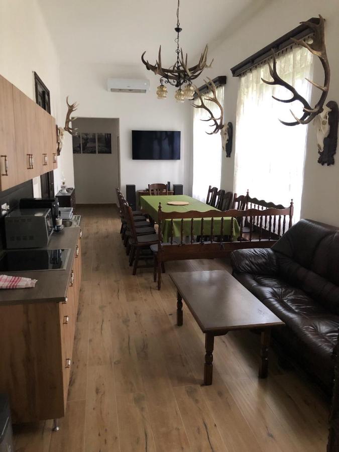 Padmalyos vendégház - Ferienwohnung
