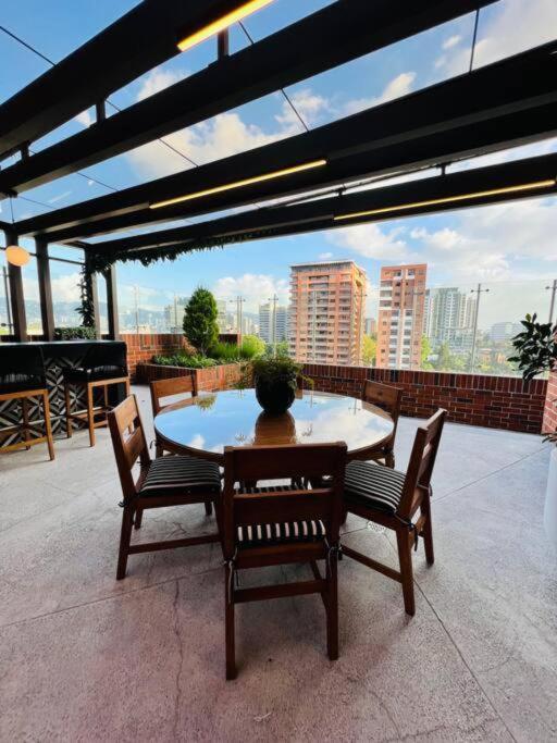 Apartamento 2 Habitaciones, Edificio Airali, Zona 10, Napoles - B&B