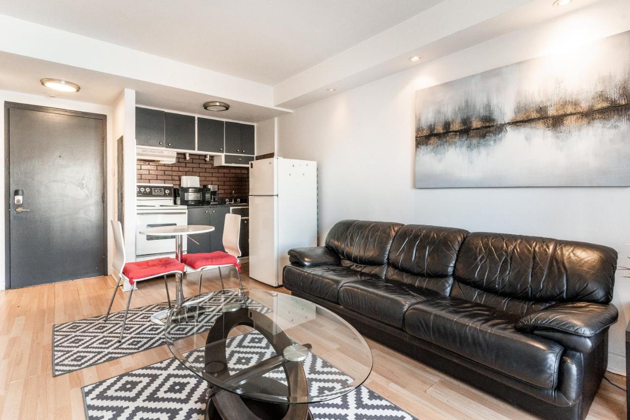 B&B Montreal - 1 bedroom apartment close to Downtown - 104 - Bed and Breakfast Montreal