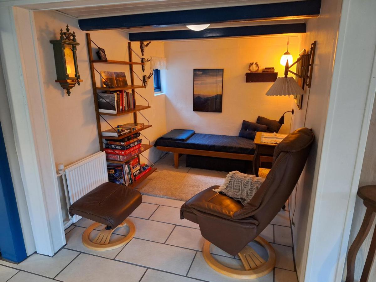 Rødsten Gæstegård - Bed and Breakfast Ulfborg