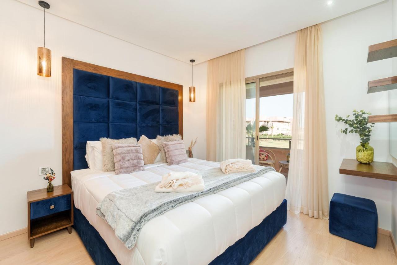 Apartment mit Balkon