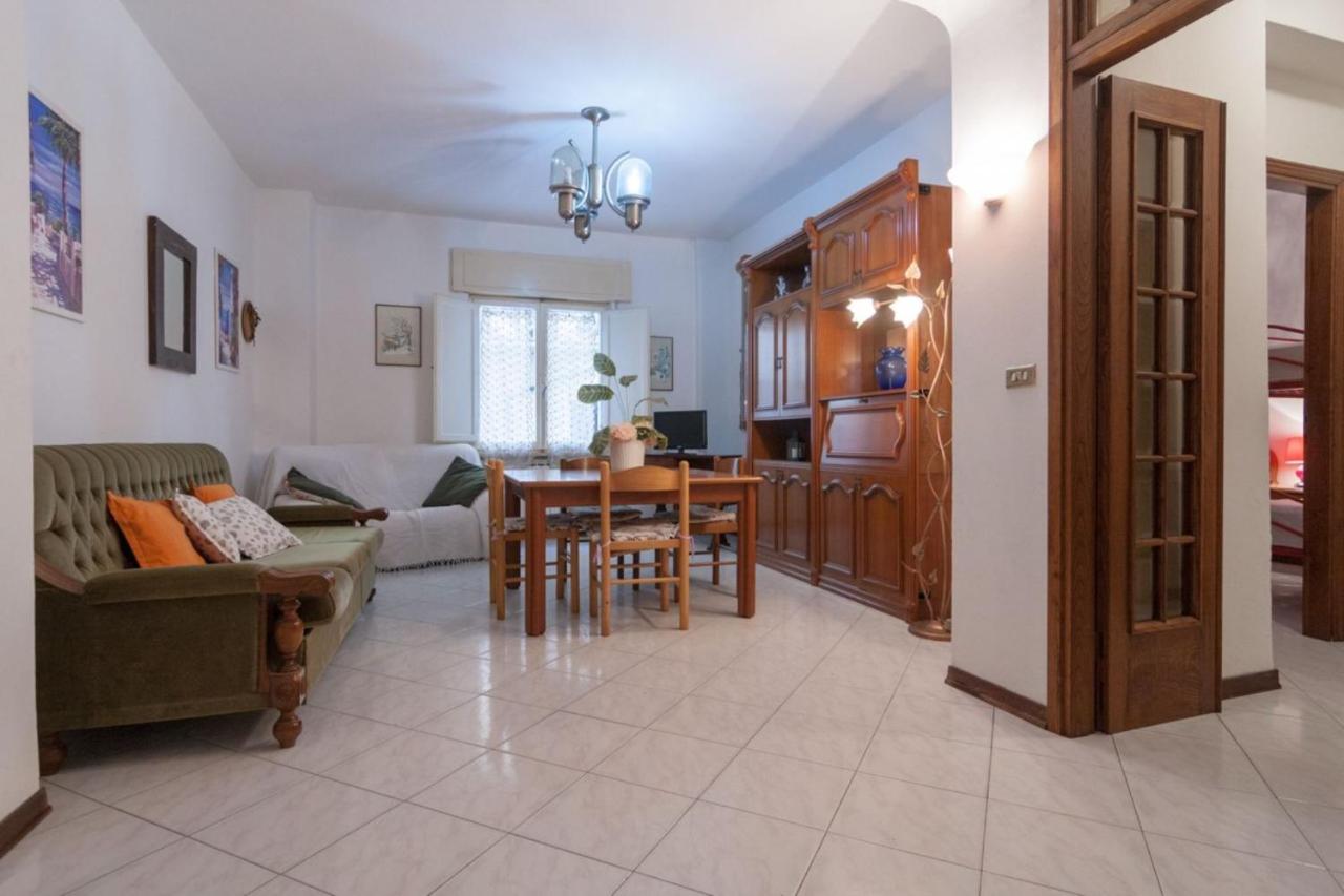 Appartamento ROS - Bed and Breakfast Follonica