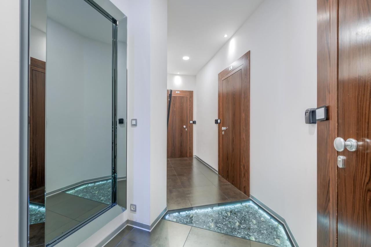 Starlight Luxury Rooms - Bed and Breakfast