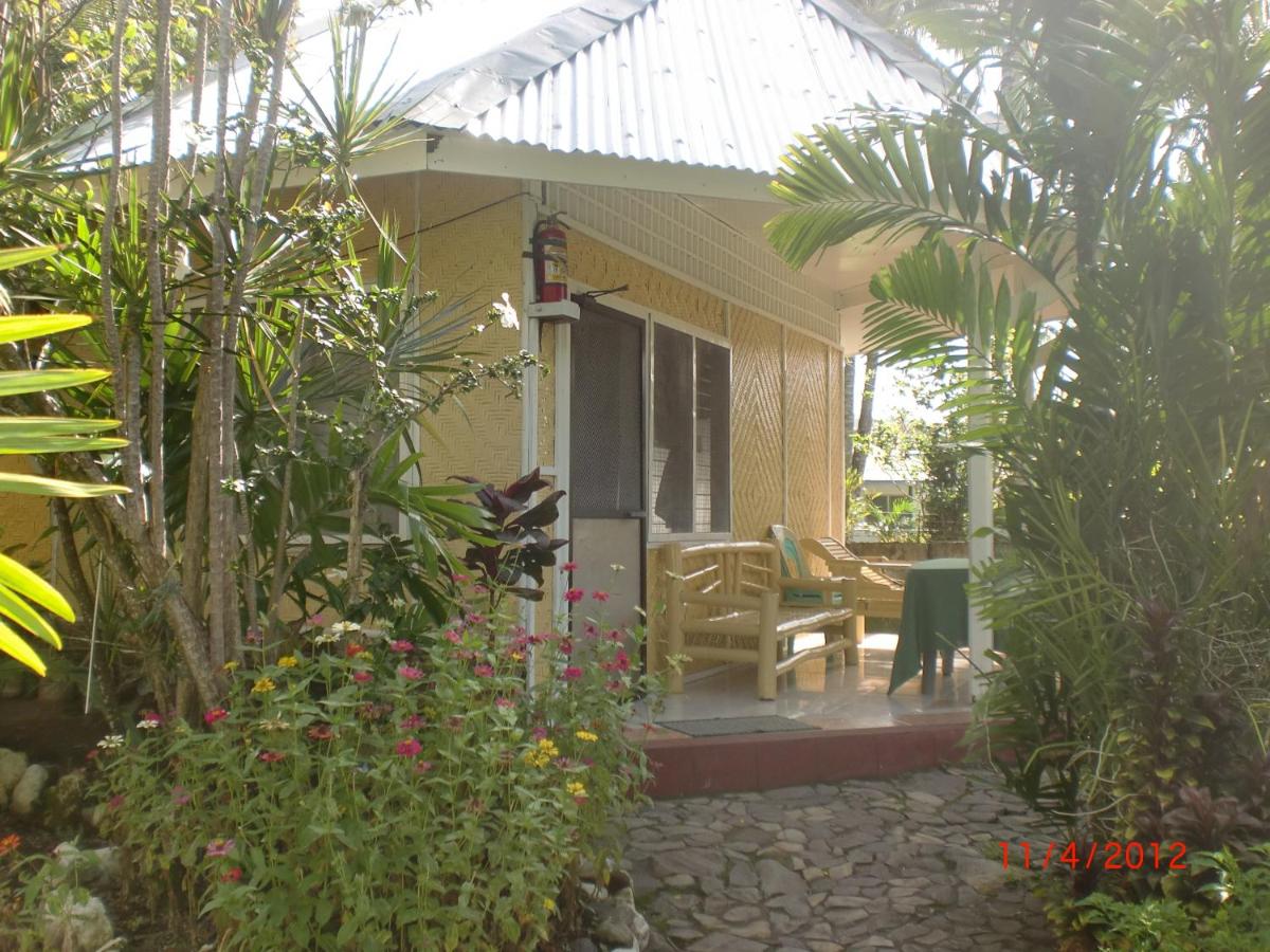 Pabua's Cottages - B&B