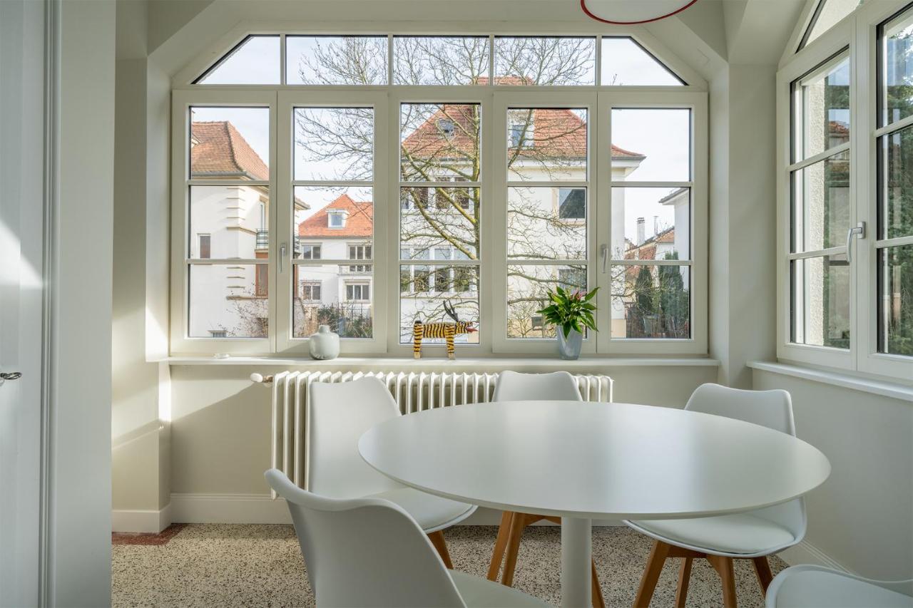 Le cocon d'Emma, appartement climatisé avec jardin et terrasse privé, parking - B&B Strasbourg