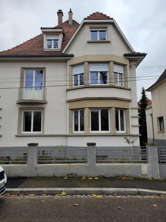 Le cocon d'Emma, appartement bourgeois avec terrasse, et parking gratuit dans maison de Maître - Ferienwohnung