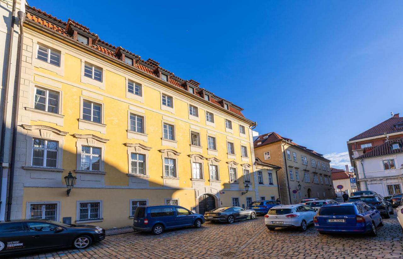 Luxury Retreat by Charles Bridge - Ferienwohnung Prag