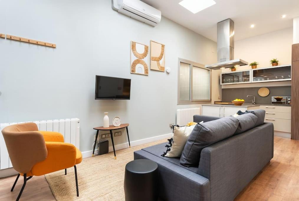 Enamorats Glorias - B&B Barcelona