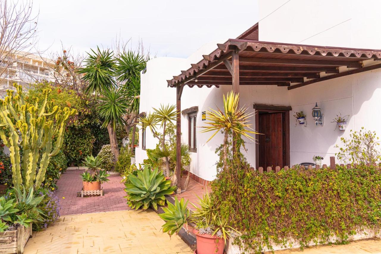 Villa Ibicenca Love - B&B Benalmádena