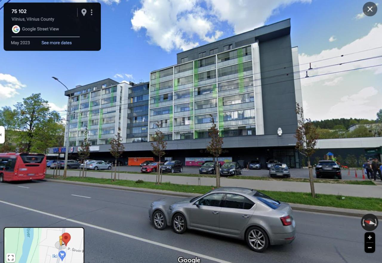 New Modern studio apartment next to the city centre - B&B