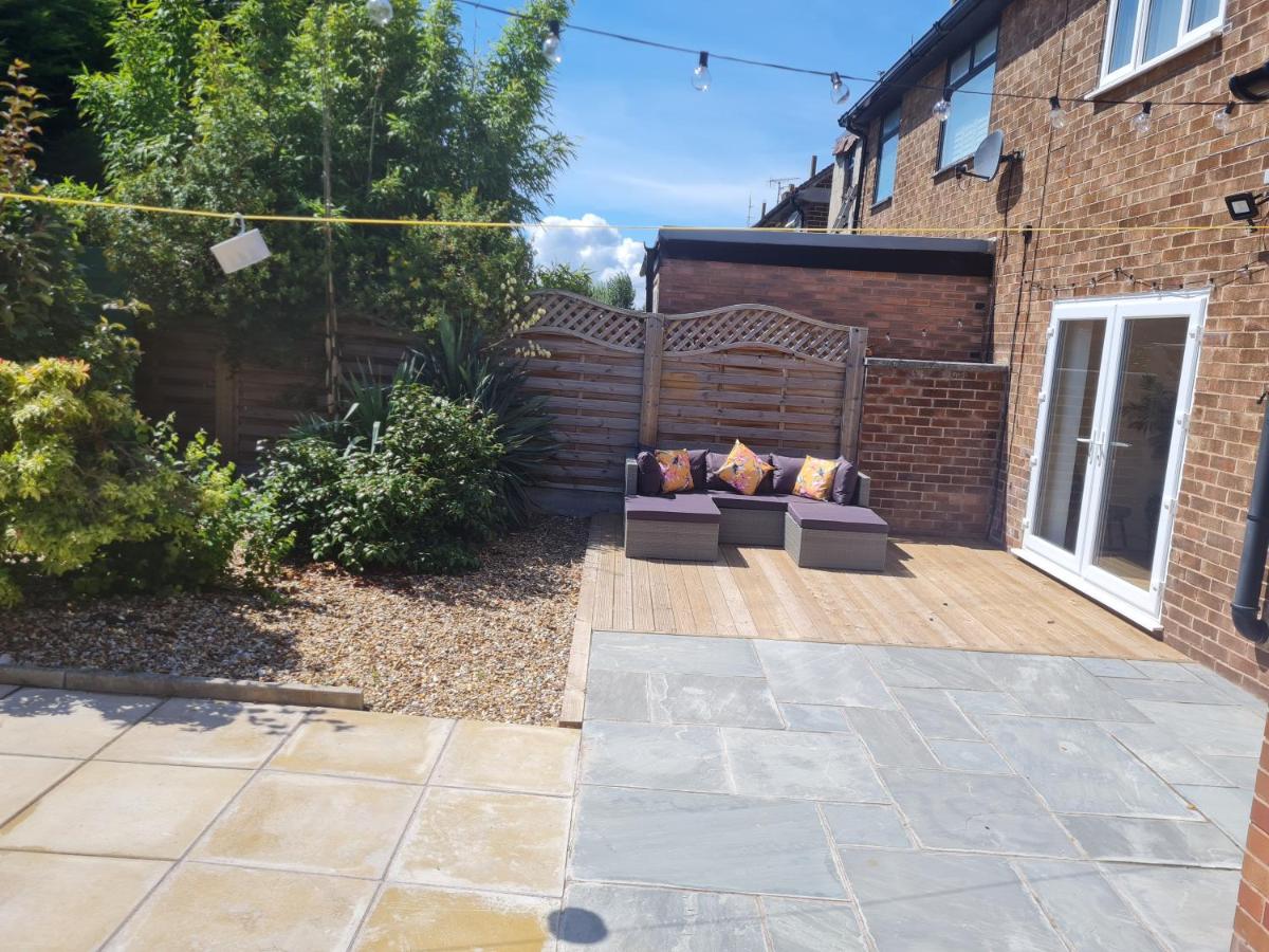5Bed House Wirral near Liverpool Chester - Ferienwohnung