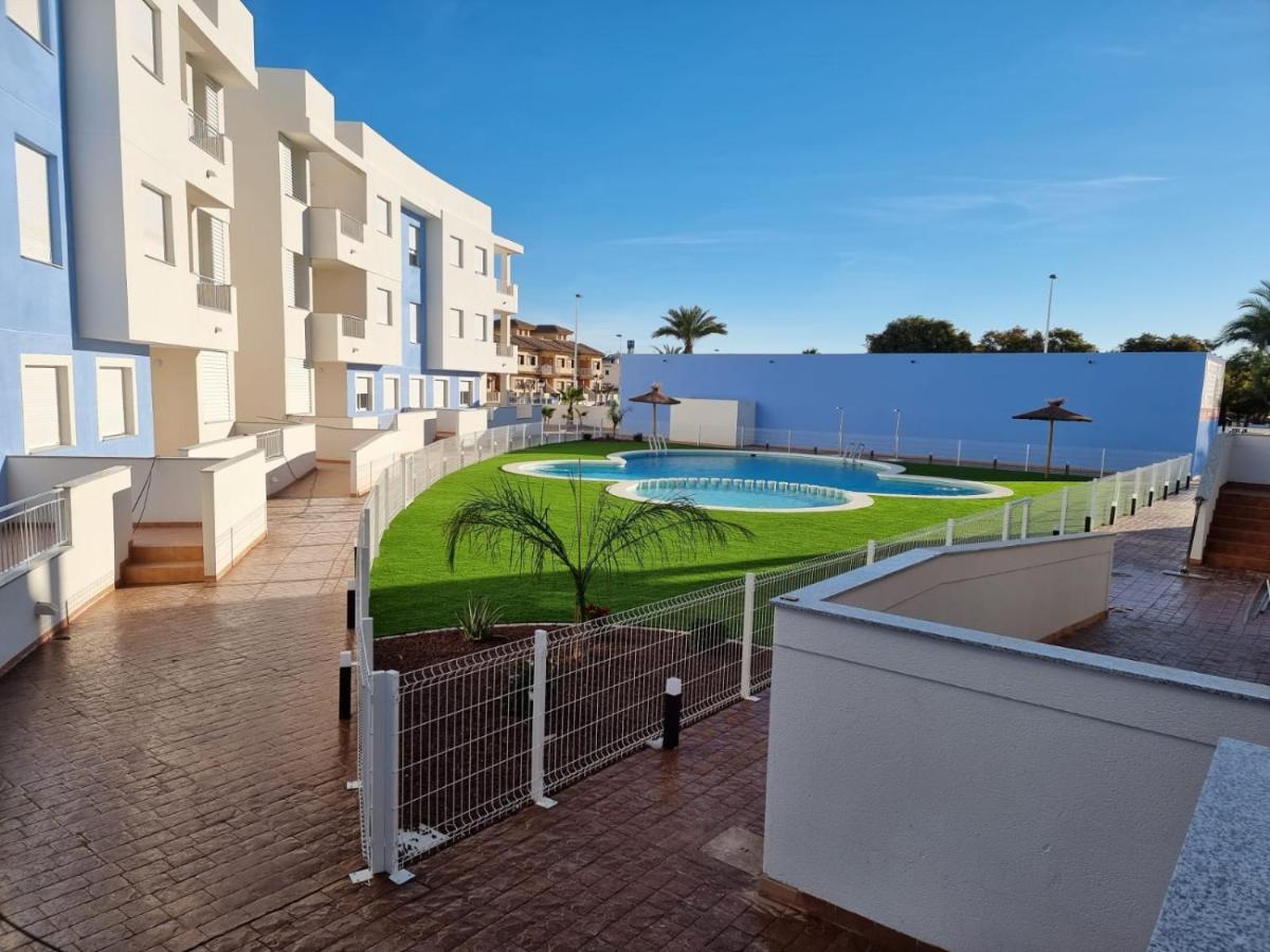 Sunny Paradise by Los Pinos Holidays - Chambres d’hôtes