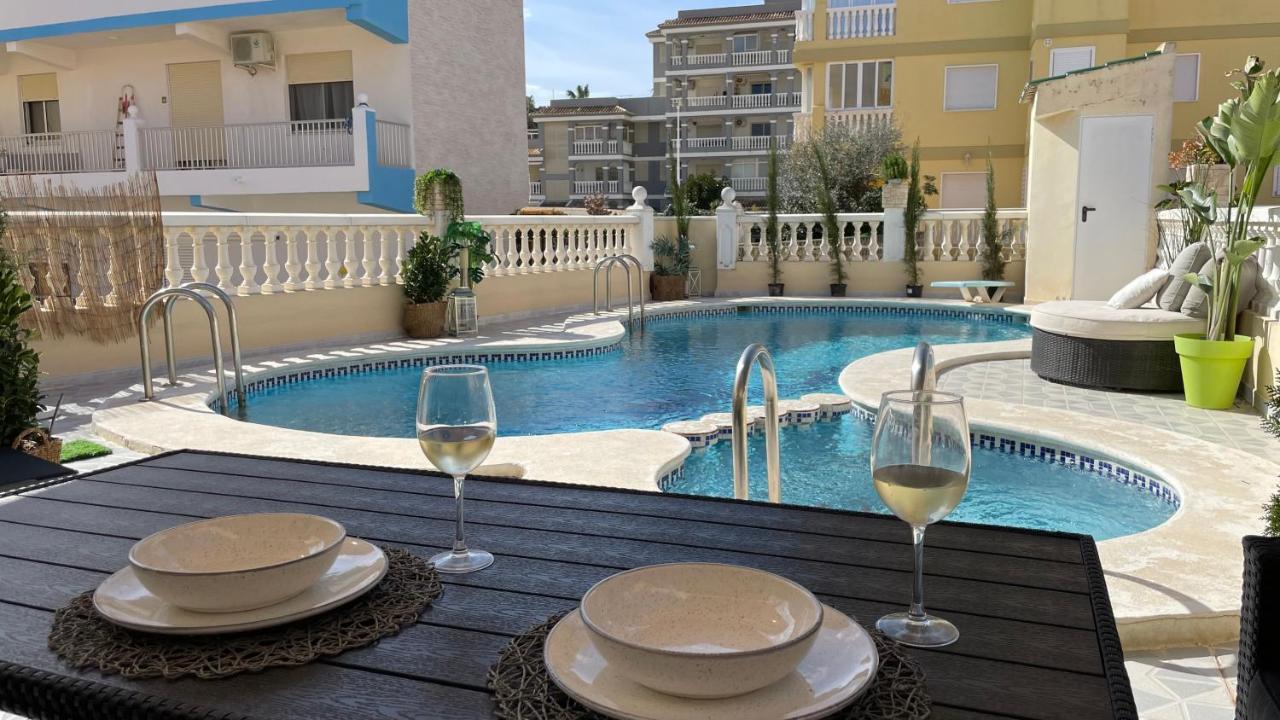 Vivienda a pie de playa con piscina privada - Bed and Breakfast