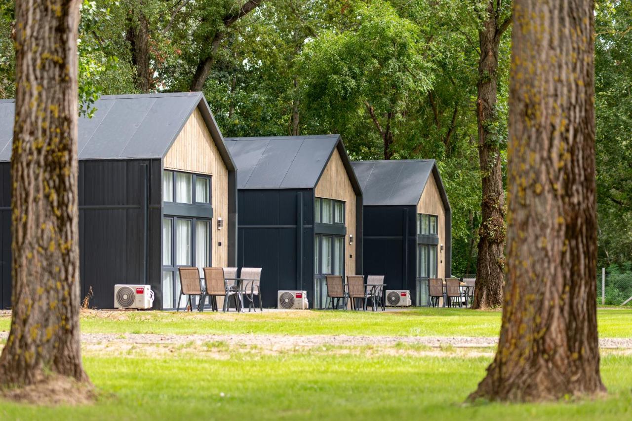 Tisza-tó Glamping Abádszalók - Ferienwohnung Abádszalók