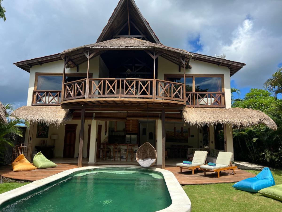 Emerald Villa
