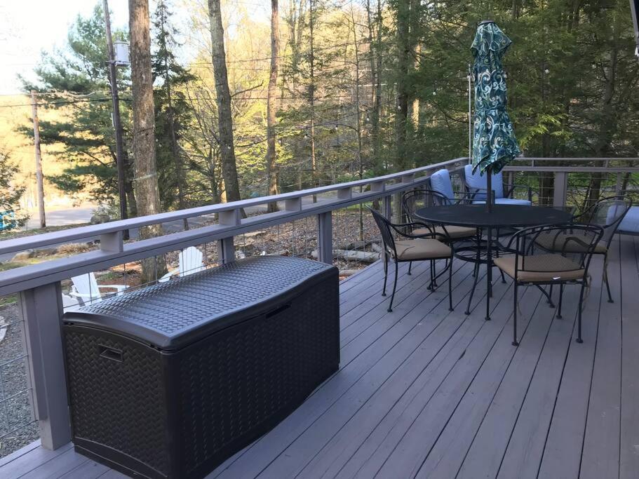 Lake Access with a View! Lake Wallenpaupack . - B&B Greentown