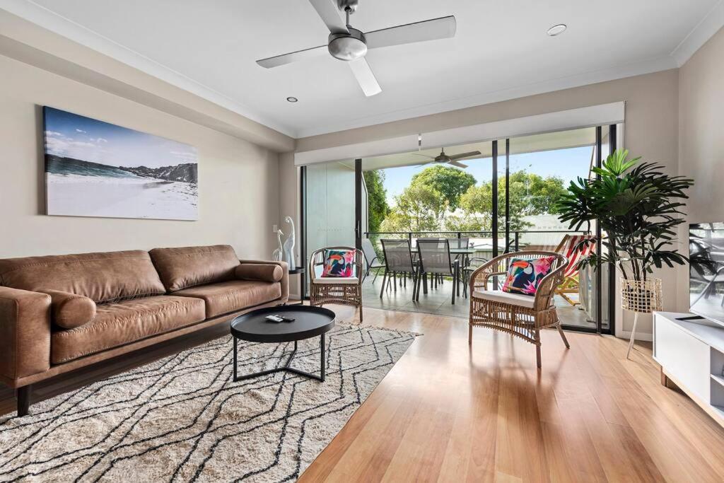 Convenient + Spacious! 3Bed/2.5Bath/1Car~Townhouse - B&B Brisbane