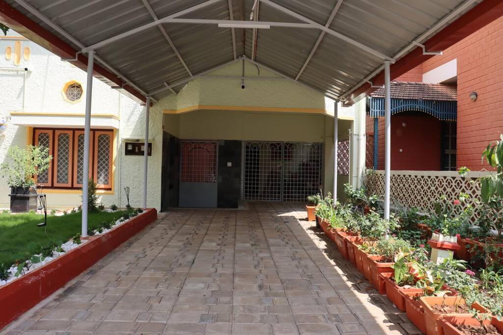 Anugraha Stays - B&B