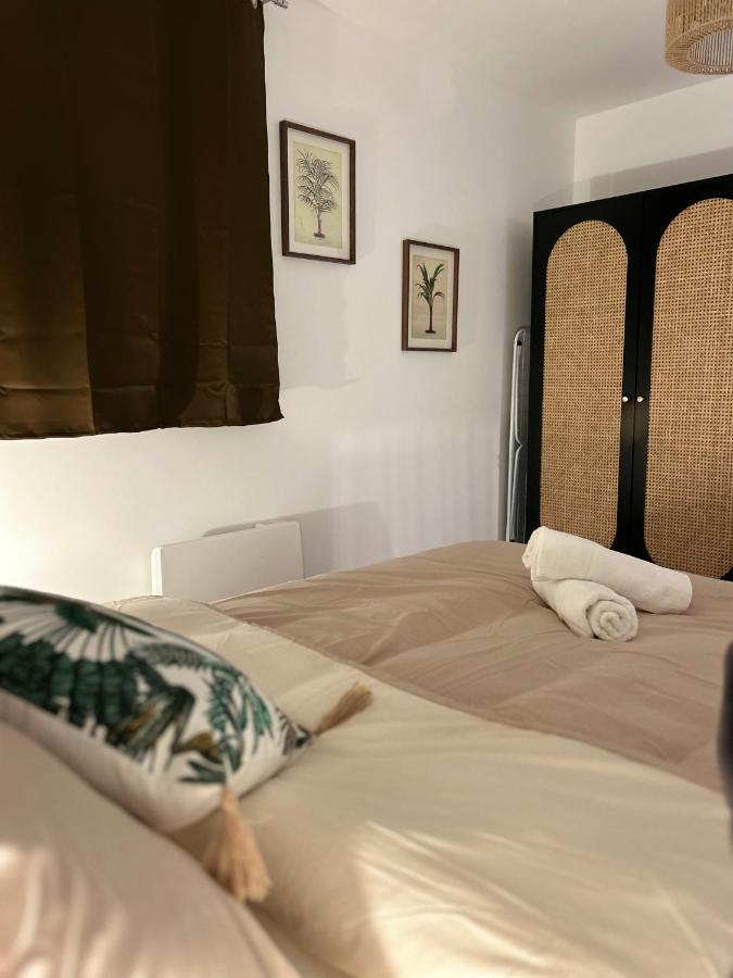 LE PETIT NIORTAIS - Centre ville - WIFI - NETFLIX - AMAZON - B&B