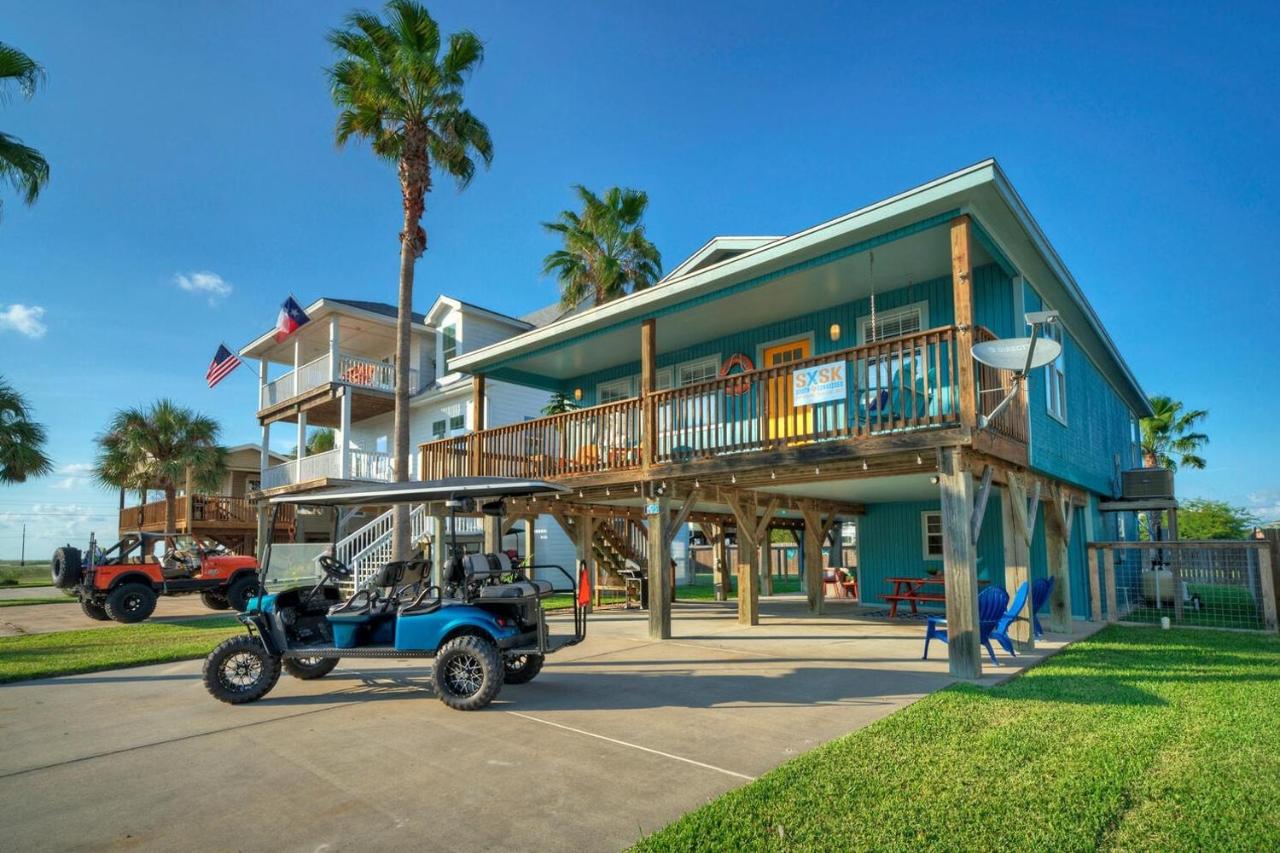 B&B Port Aransas - South By Sunkissed by AvantStay Private Pool - Bed and Breakfast Port Aransas