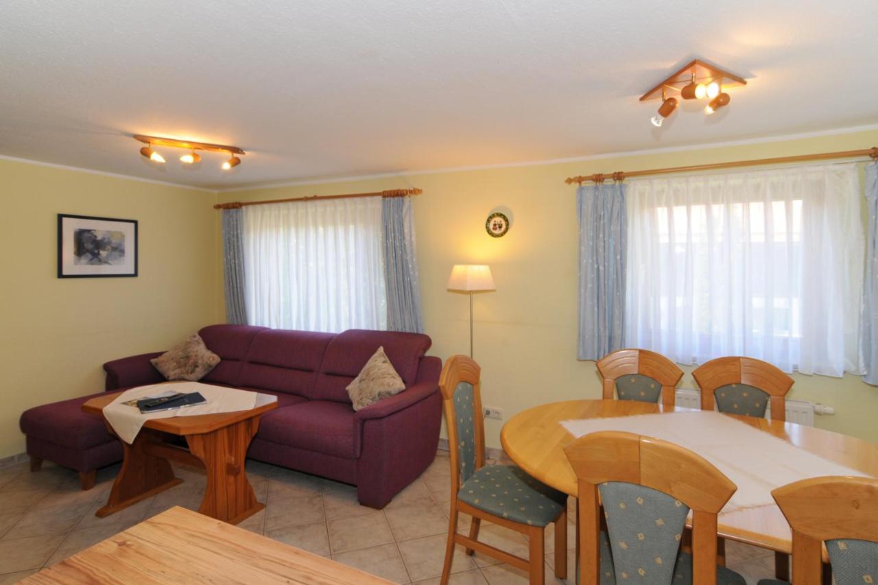 Apartment mit 2 Schlafzimmern und Balkon