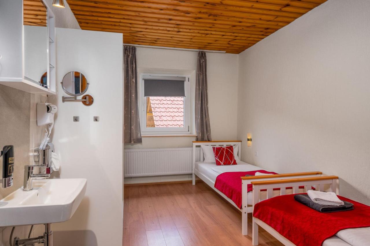 Doppel-/Zweibettzimmer mit Aussicht