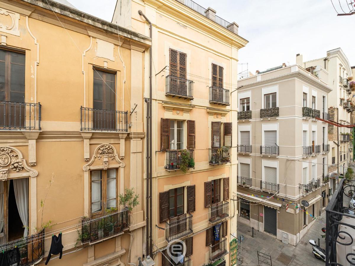 White Dream Apartment - Ferienwohnung Cagliari