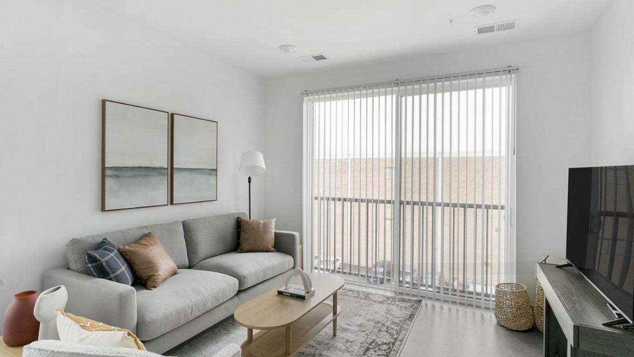 Landing Modern Apartment with Amazing Amenities (ID1791X14) - Bed and Breakfast