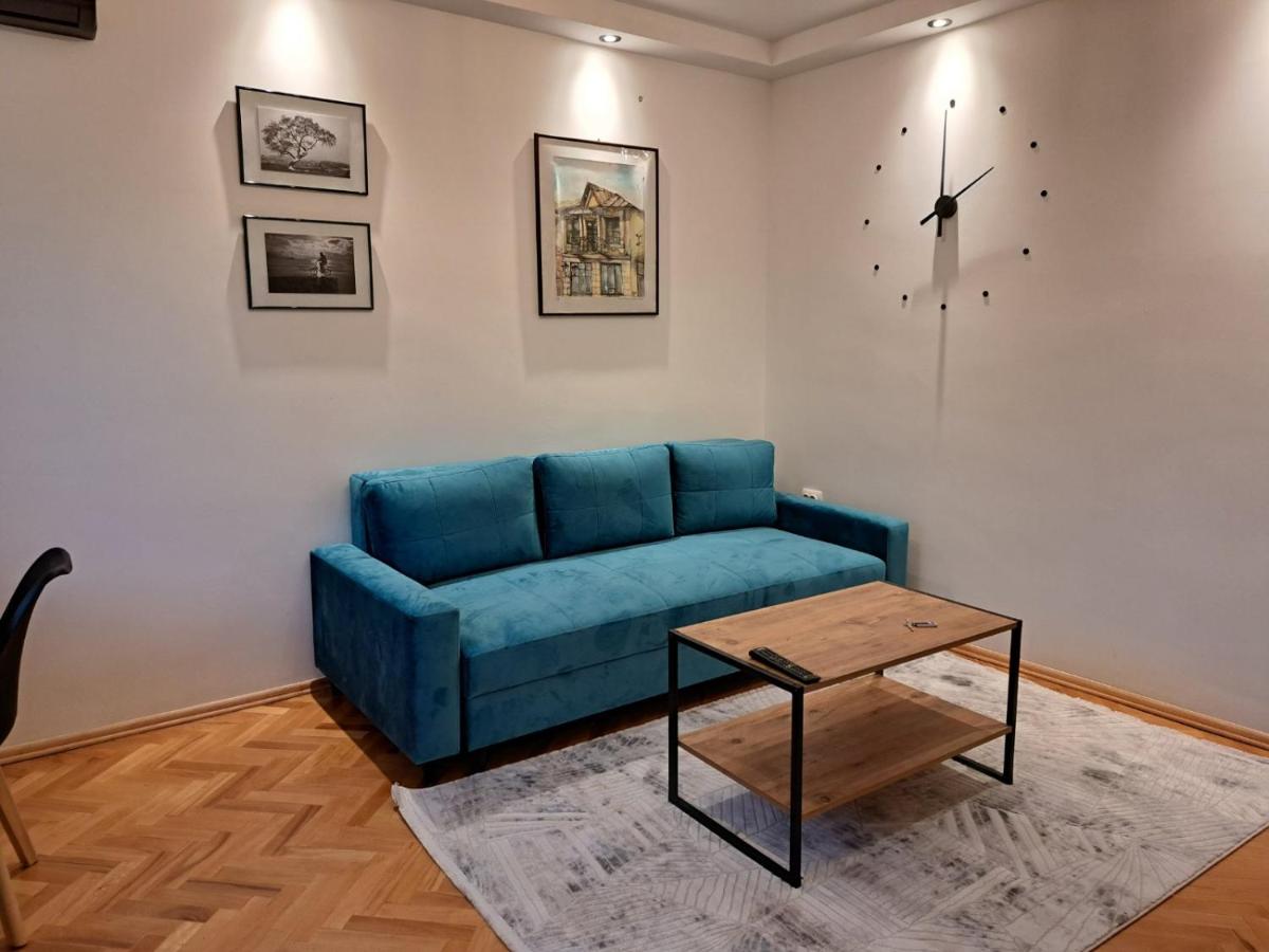 B&B Skopje - Compass Apartment 3 - Bed and Breakfast Skopje