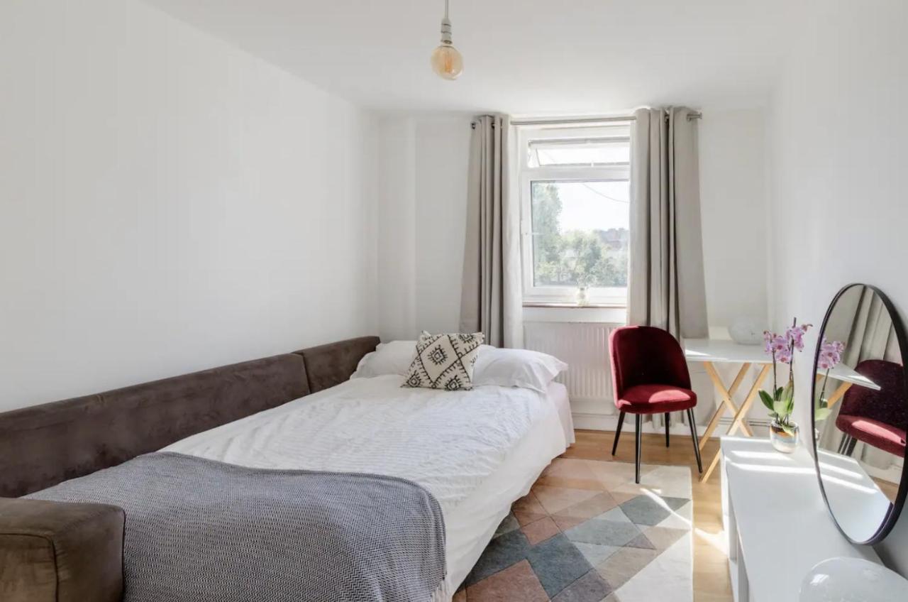 B&B London - Central London Stylish Room - Bed and Breakfast London