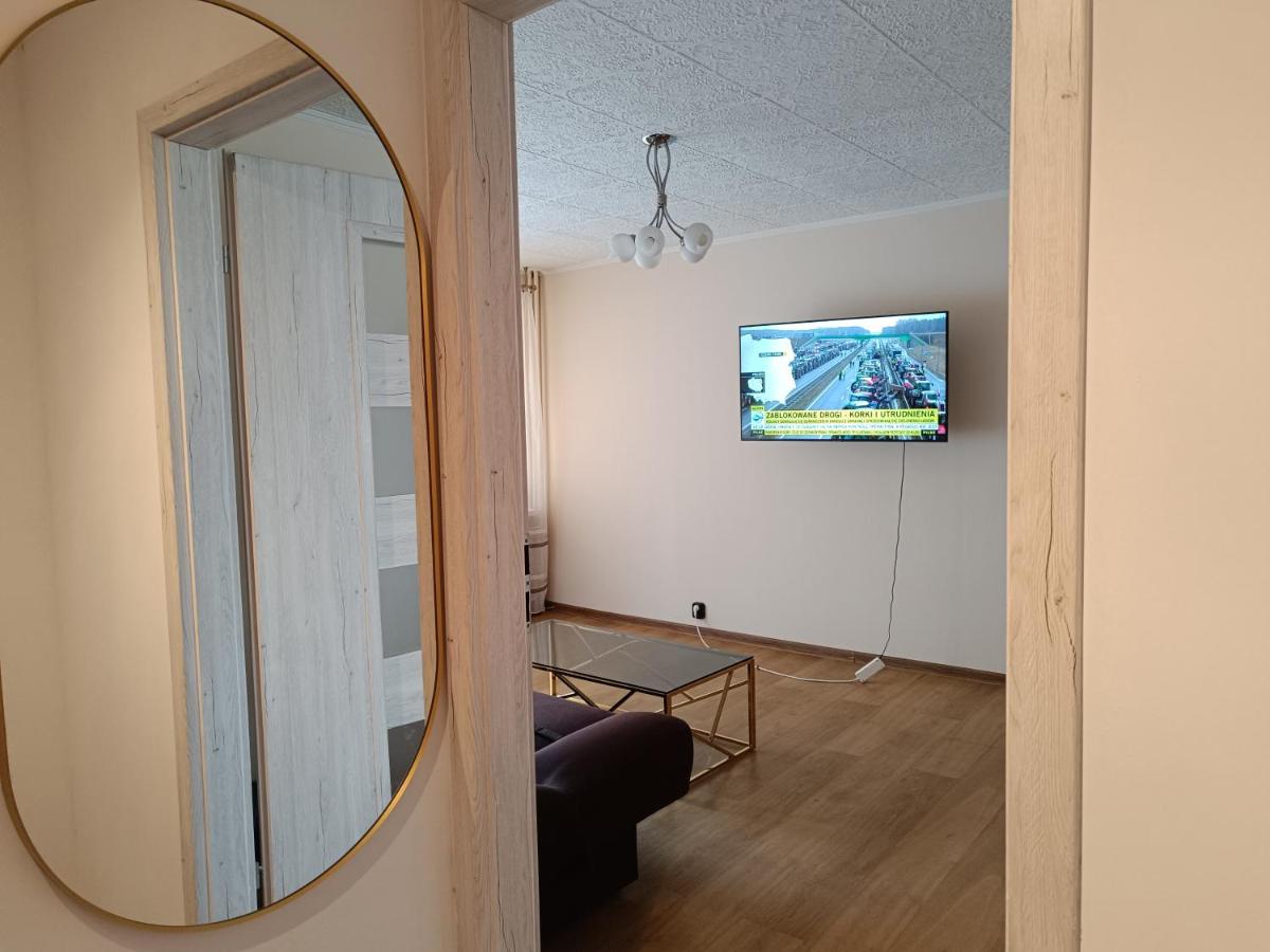 B&B Wroclaw - Apartament Astra Blisko Stadionu - Bed and Breakfast Wroclaw