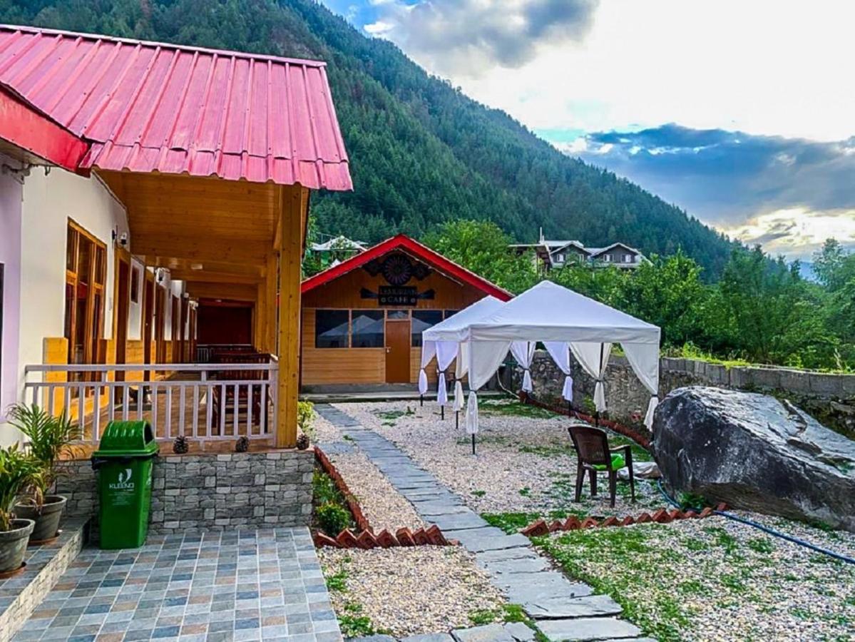 B&B Kasol - Mount Vista Huts And Cafe - Bed and Breakfast Kasol