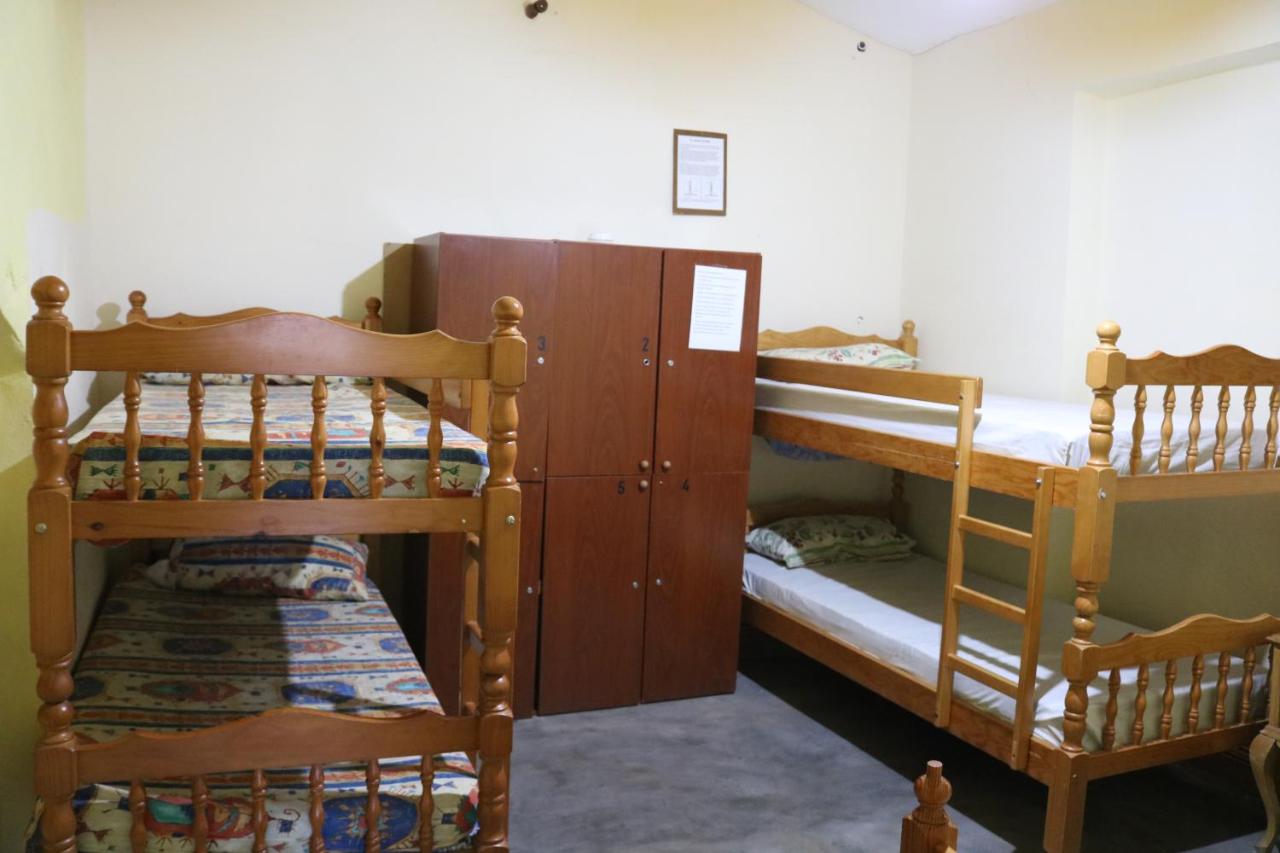 Chambre Quadruple avec Salle de Bains Commune