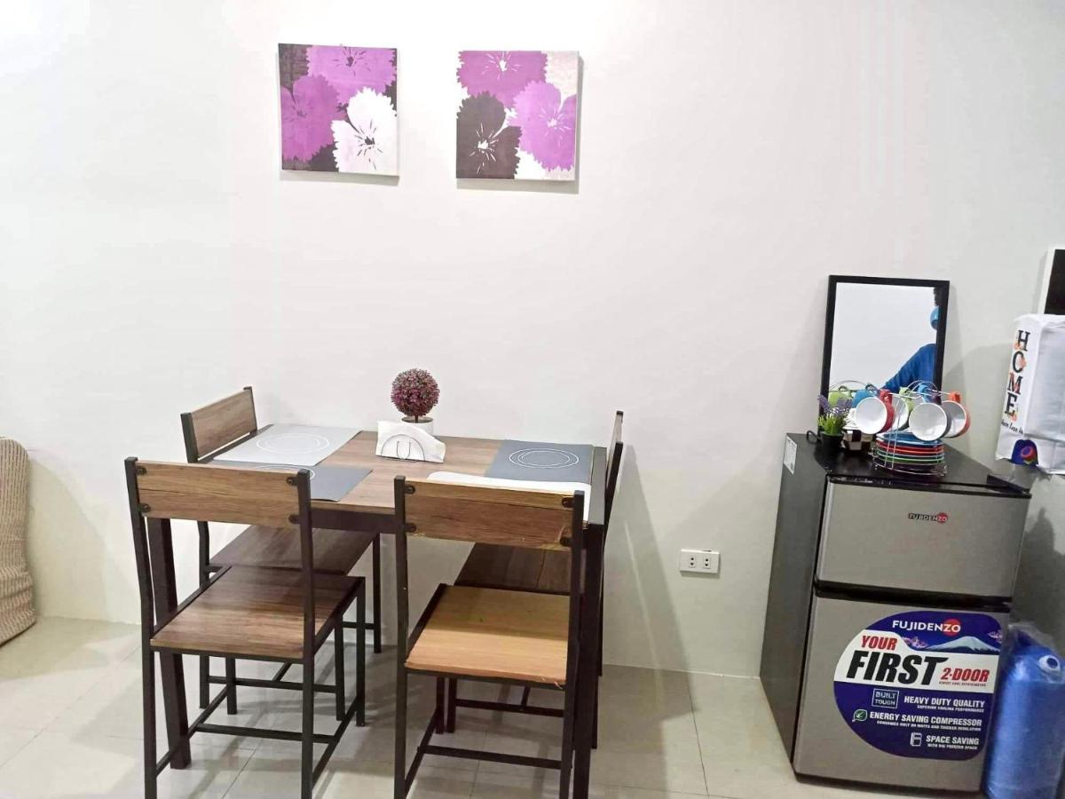 Blueberry Transient House - B&B Angeles City