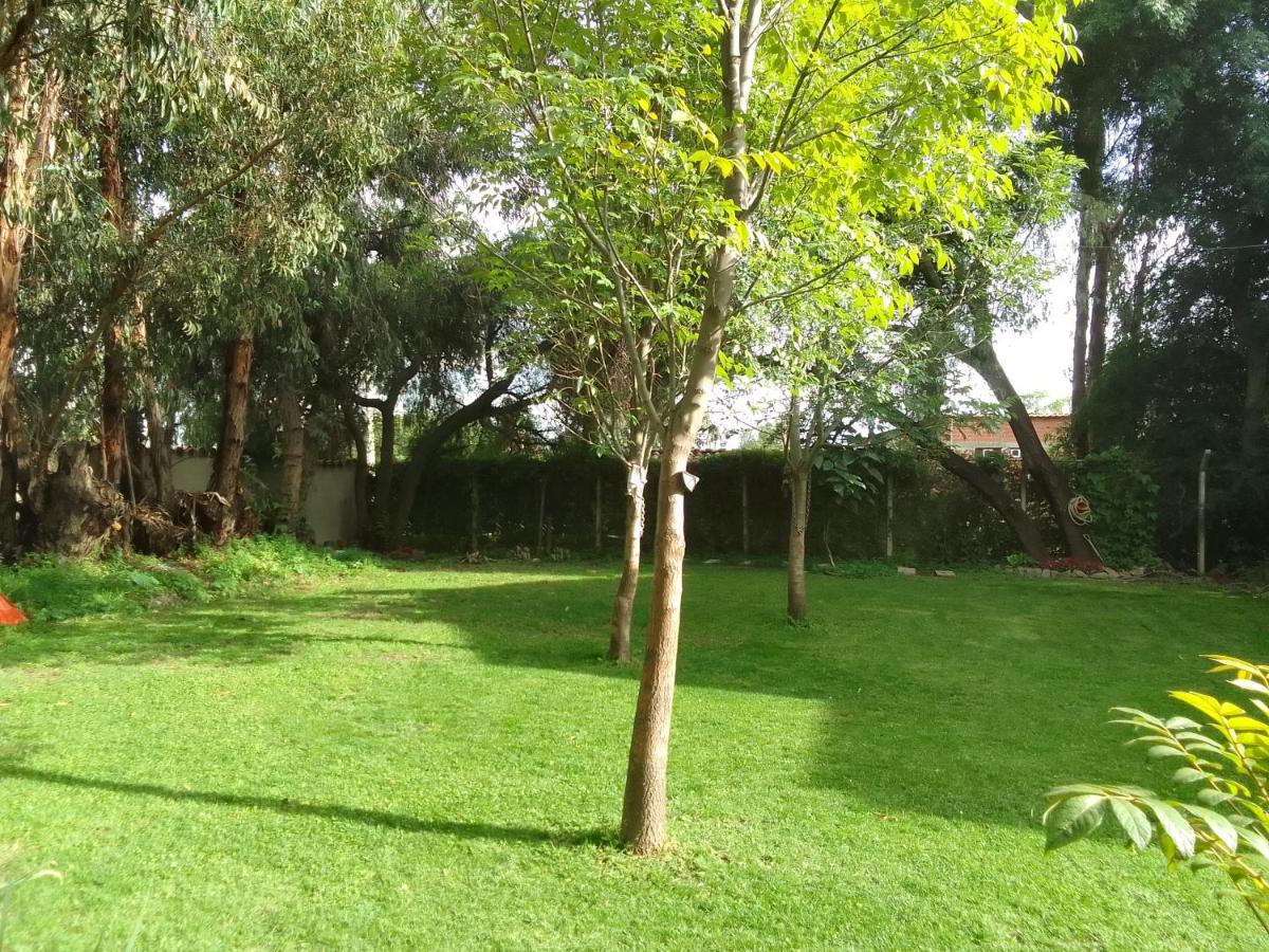 Linda casa de campo con todas las comodidades de la ciudad - B&B Cochabamba