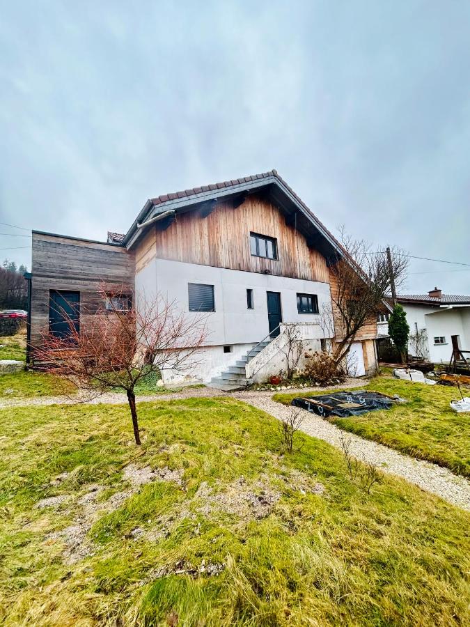 Chez Alixe - Appartement avec terrasse - B&B