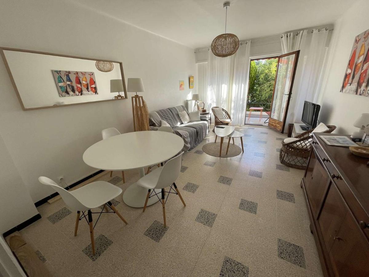 Lumineux, à deux pas de la plage, Wifi, tout équipé et tout à pied ! - Chambres d'hôtes La Seyne-sur-Mer