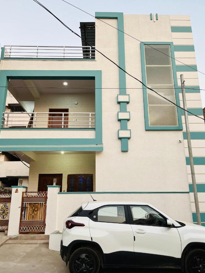 B&B Secunderabad - Boutique Bungalow - 458 - Bed and Breakfast Secunderabad