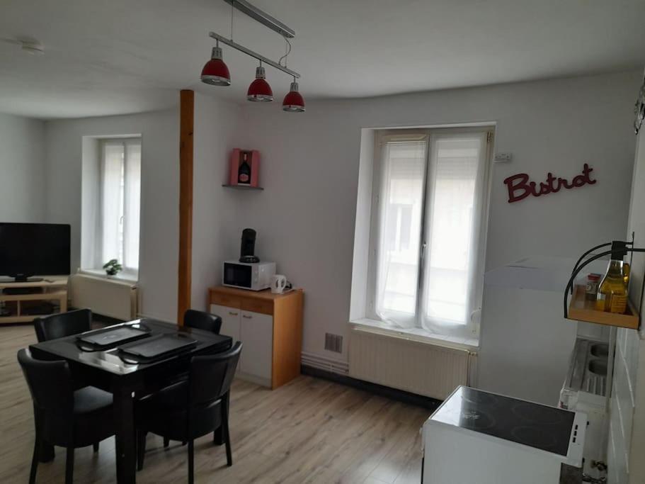 B&B Reims - Appart type 3 grand centre-ville - Bed and Breakfast Reims