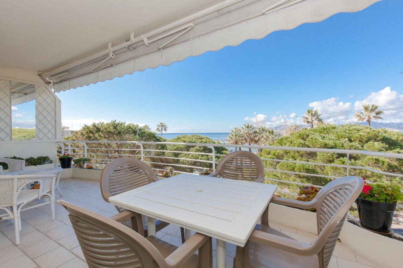 Sea View Cannes Croisette in Front of the Sea - Bed and Breakfast Cannes