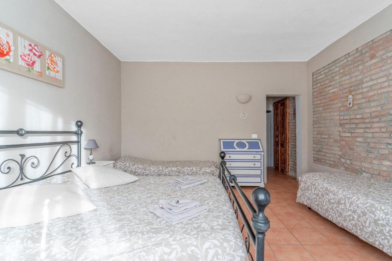 Double or Twin Room with Private Bathroom