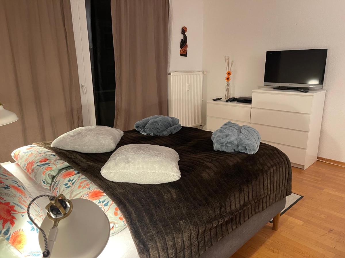 Kiel zwischen Blücherplatz und Forstbaumschule 1 oder 2 Zimmer Ferienwohnung - B&B