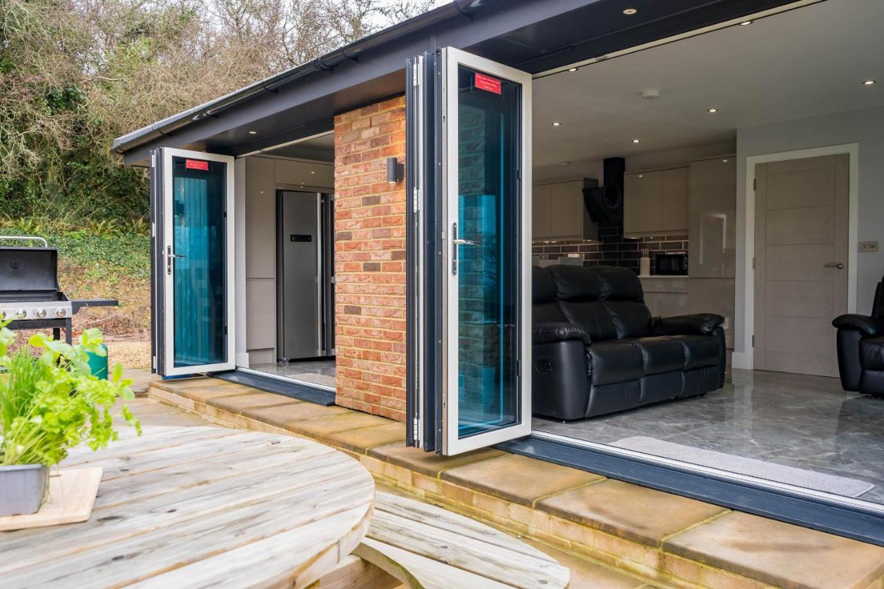 Pure relaxation at it's finest, offering moments of harmony and tranquillity - Sauna & Hot tub - Ferienwohnung