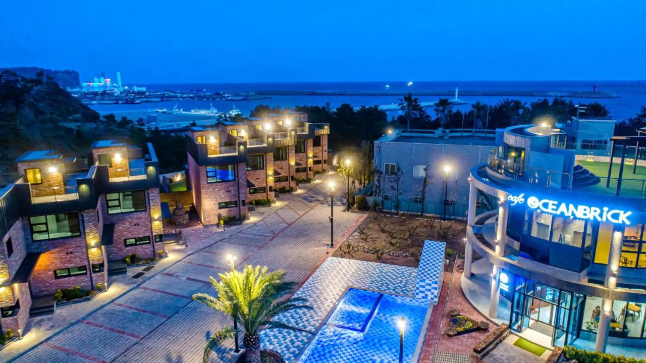 Ocean Brick Poolvilla - B&B
