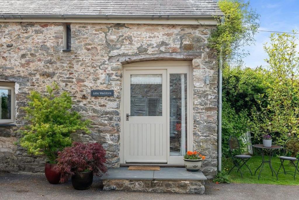 B&B Staverton - Luxury self-contained cottage for two with hot tub - Bed and Breakfast Staverton