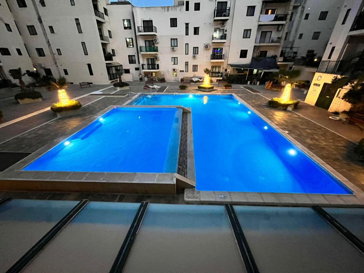 B&B San Pawl il-Baħar - Cosy 4 Bedroom Apt with use of Pool - Bed and Breakfast San Pawl il-Baħar