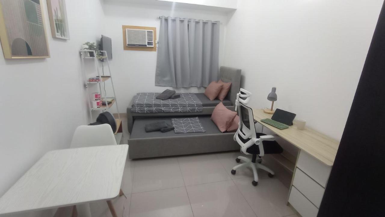 B&B Dasmariñas - HOMELY Green 2 residences DLSU EAC UMC - Bed and Breakfast Dasmariñas