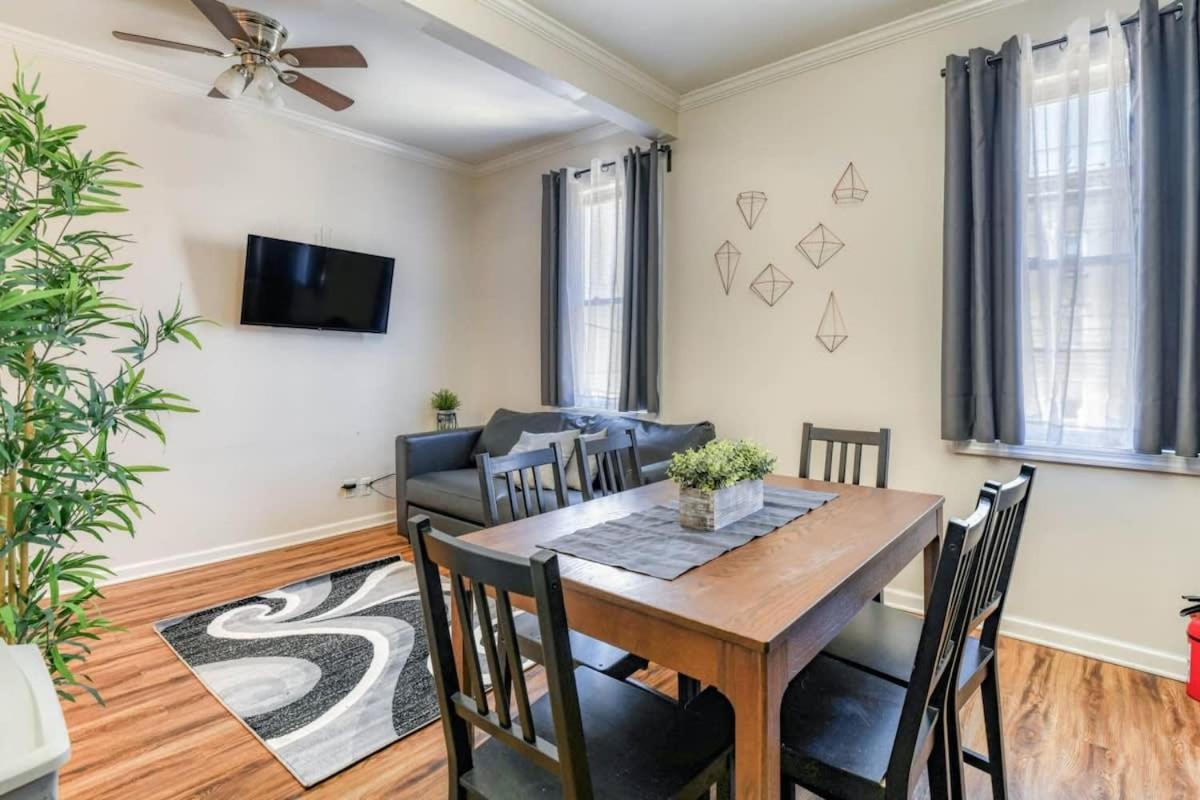 B&B Jersey City - Modern 3BR2BA Apartment Minutes to NYC - Bed and Breakfast Jersey City