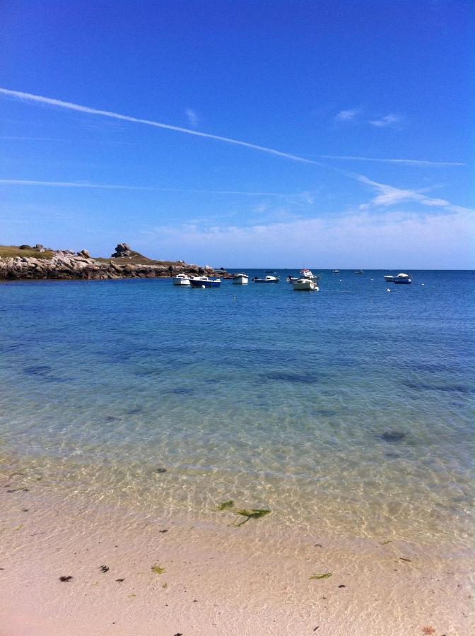 Maison bretonne traditionnelle en bord de Mer - B&B