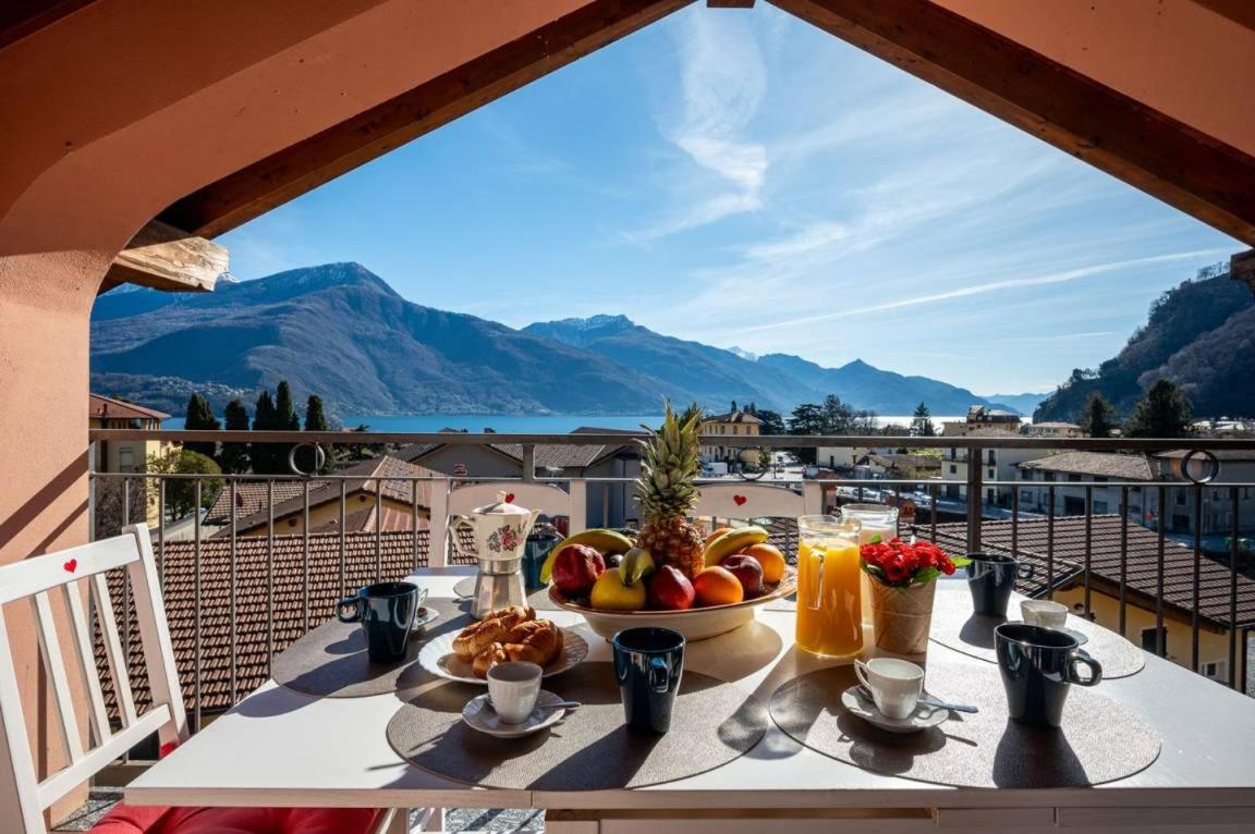 Art Music House Lake Como Beach 5 minutes walk - B&B Dongo